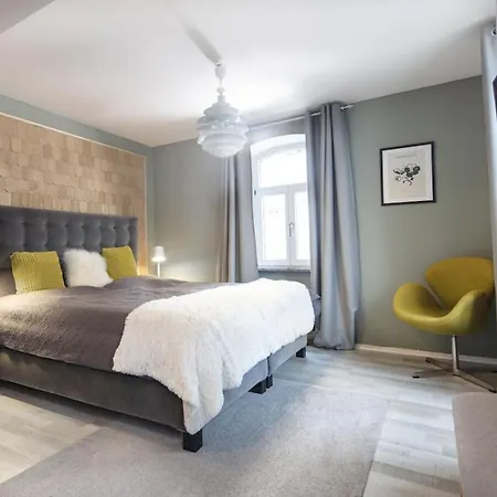 In With Swimming Pool Tatil Evi Rieden (Mayen-Koblenz)