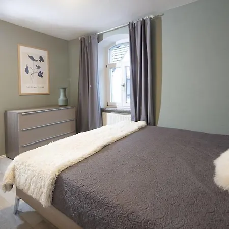 In With Swimming Pool *