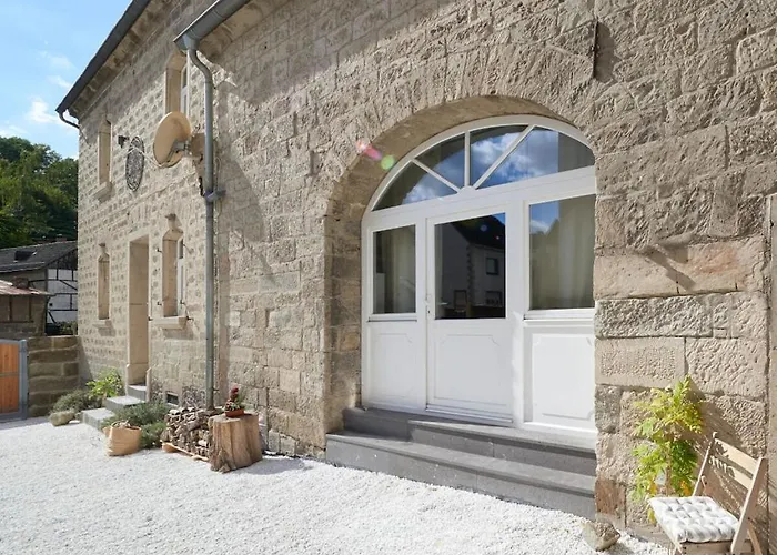 בית נופש In With Swimming Pool *